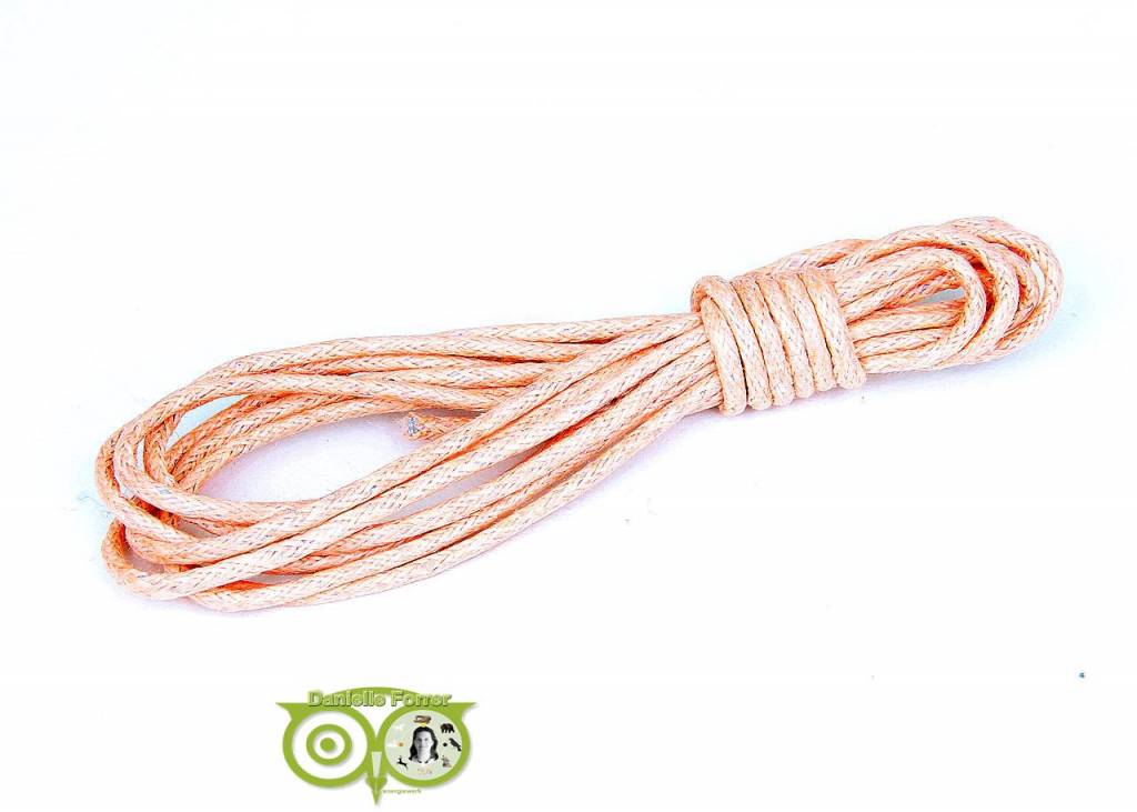 Waxkoord 1.5 mm Perzik / Soft Peach 1,2 mtr.