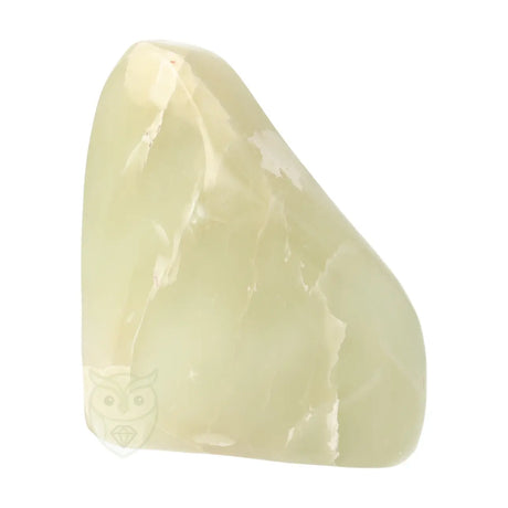 Jade serpentijn sculptuur nr. 24 met zachte geelgroene kleur en slangachtige patronen