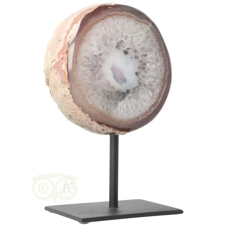 Agate on stand No. 68