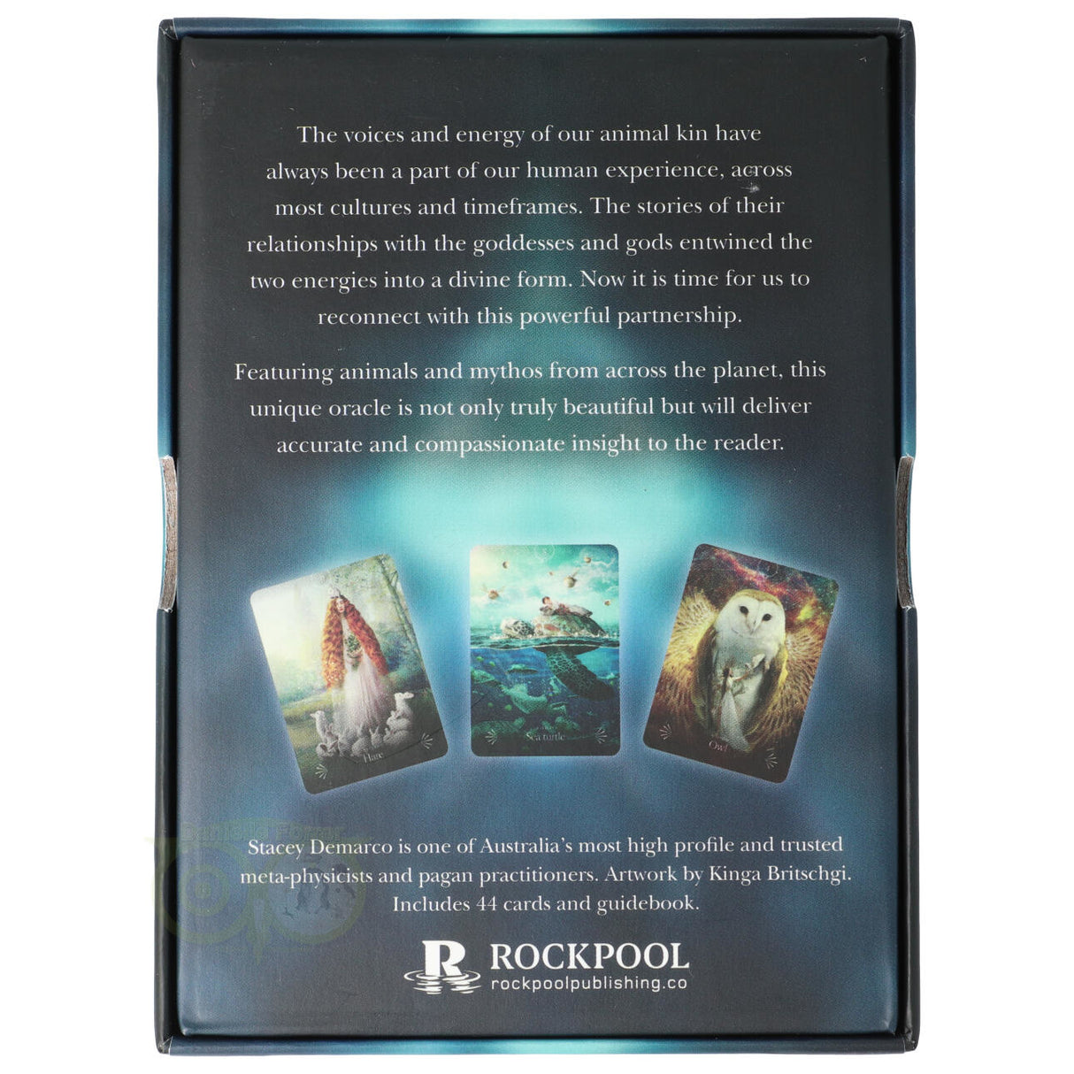 Divine Animals Oracle - Stacey Demarco (Engelse editie)