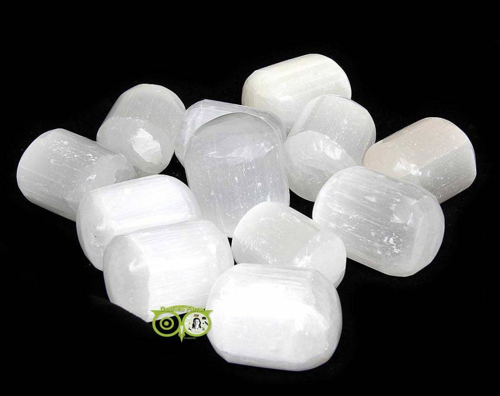 Selenite Tumbled Stone / Tumbled Stone